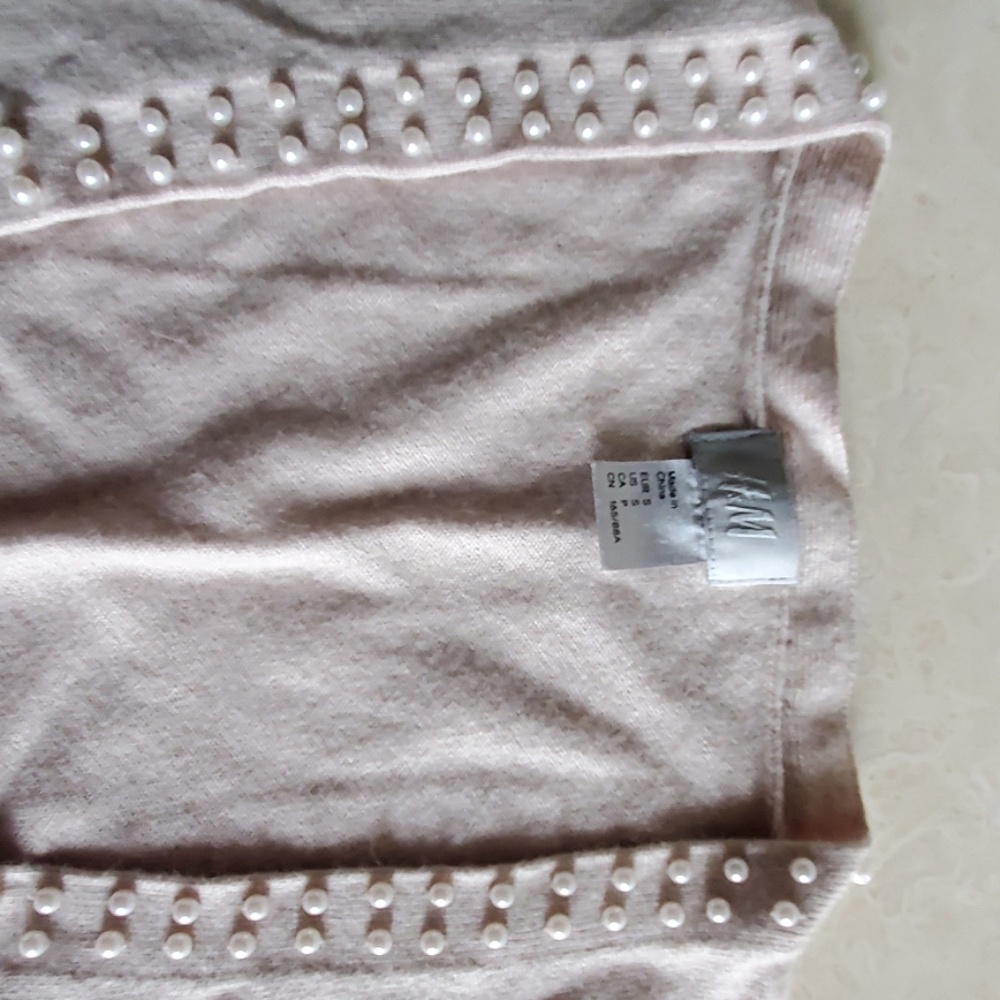 Sweater - Picture 2 of 2